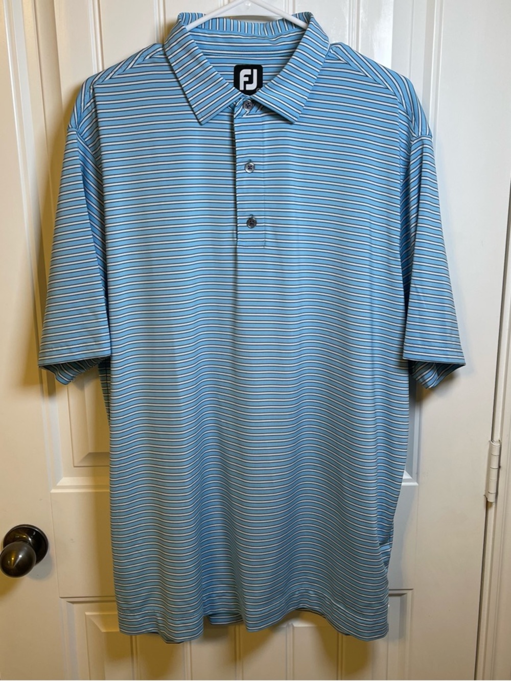 FootJoy FJ Men’s XL Blue and White Striped Short Sleeve Golf Polo Performance